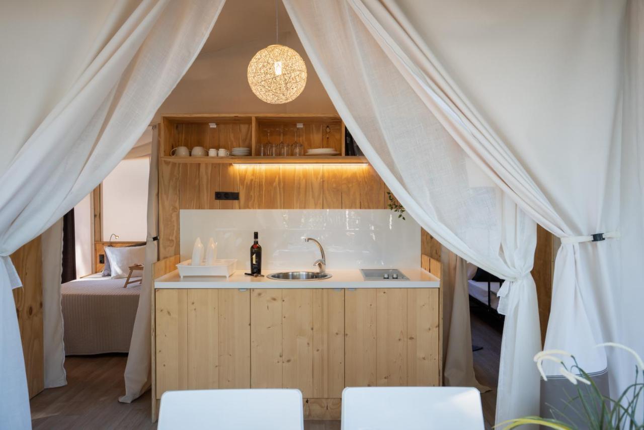 Camping Il Capannino Glamping Village Марина ди Бибона Екстериор снимка